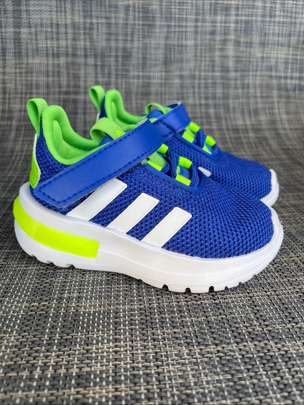 Adidas Kids Racer TR23 Royal Blue/Lucid Lime Sneakers Active shoes Infant size 5